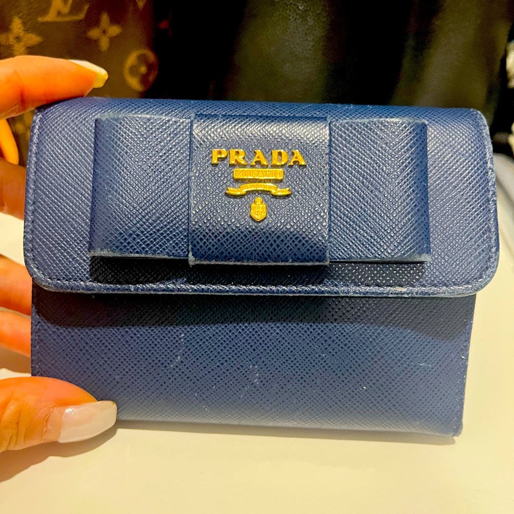 Wallet, need to downsize closet!